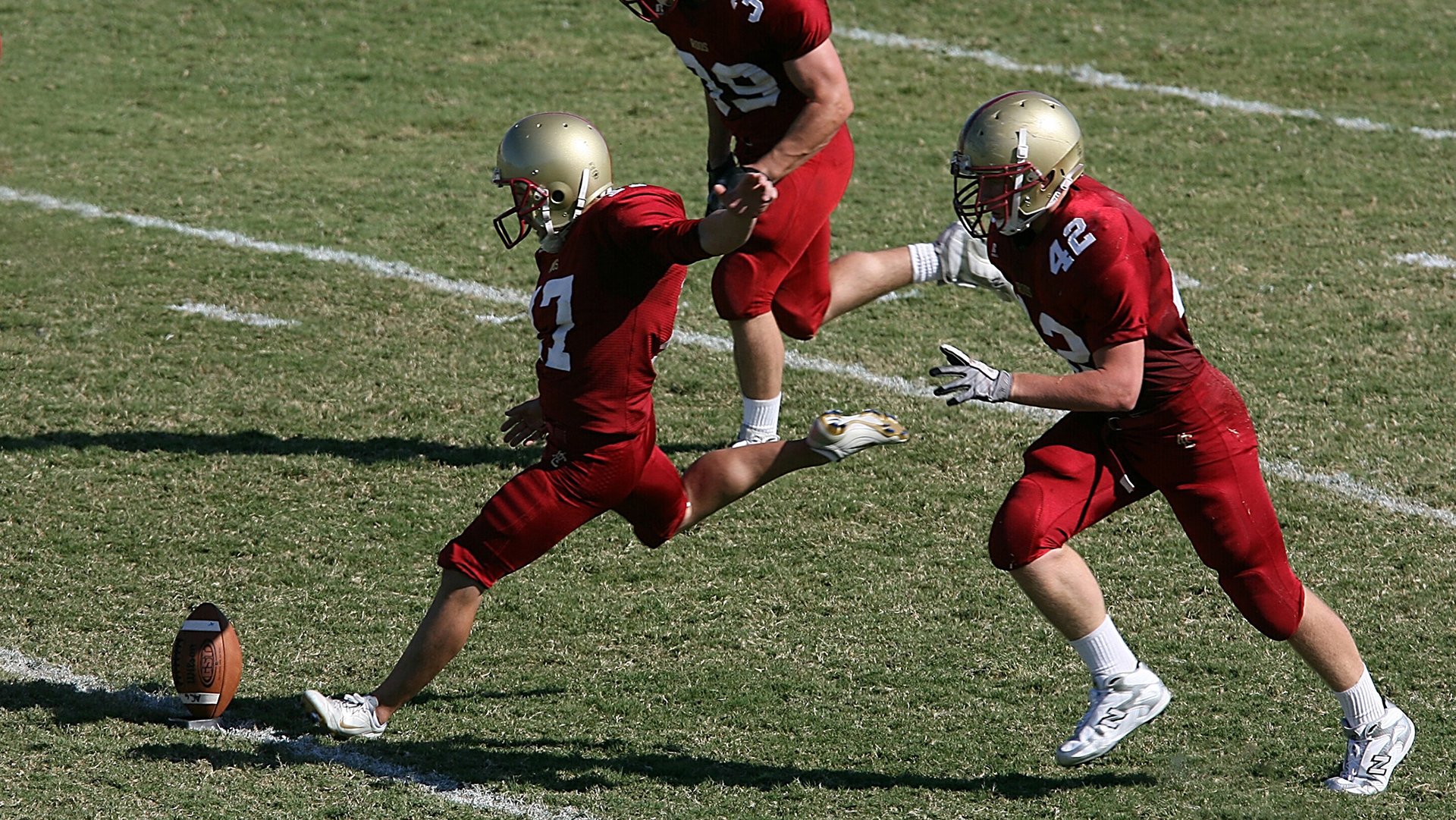 体育新闻中心推动体育新媒体多渠道融合发展战略，体育移动新媒体