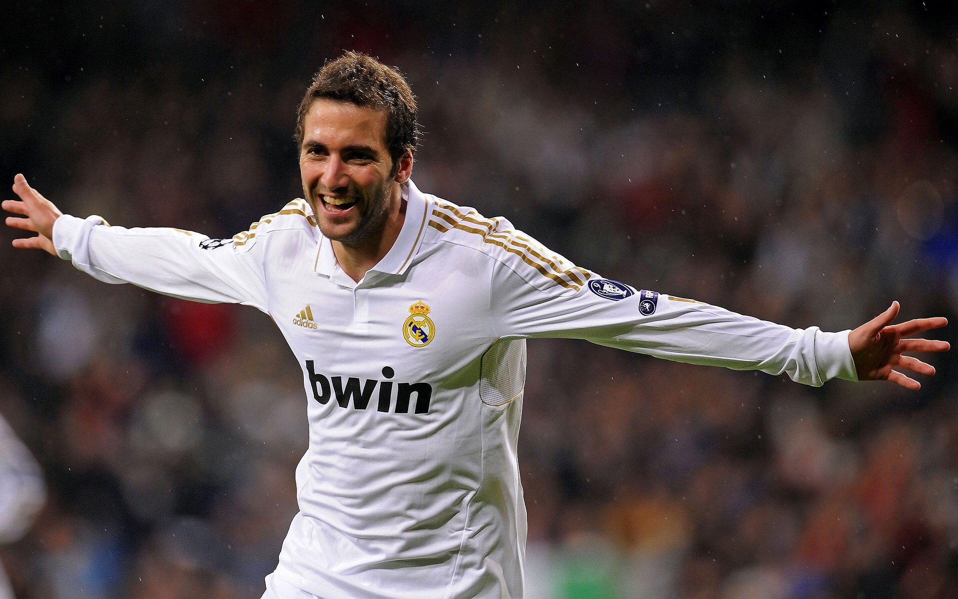 科技助力：VAR在比赛中的应用和争议，var技术是什么意思